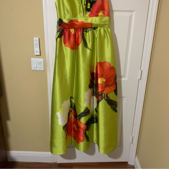 NWT Donna Karan New York Printed V-neck Floral Mikado Gown 14 Formal Wedding - Picture 9 of 16